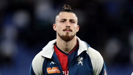 Campioana Italiei vrea să i-l sufle lui Tottenham pe Radu Drăgușin. Suma de transfer „l-a speriat” pe excentricul De Laurentiis