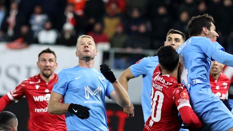 Jefte și Ronaldo sunt ultimele „bombe” la care visează „câinii”. Dinamo crede tot mai mult că va da lovitura în finalul anului