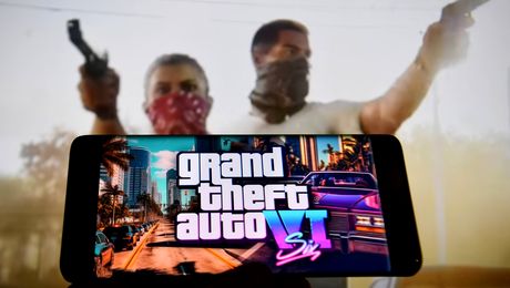 GTA VI a cucerit internetul! Primul trailer al noului joc Grand Theft Auto, peste 125 de milioane de vizualizări: Ce loc ocupă în trending pe YouTube