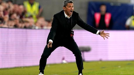 De ce vrea Răzvan Lucescu să semneze un contract tot cu PAOK. „Este suflet”. Dezvăluire emoționantă despre situația de la echipa elenă. Exclusiv Video