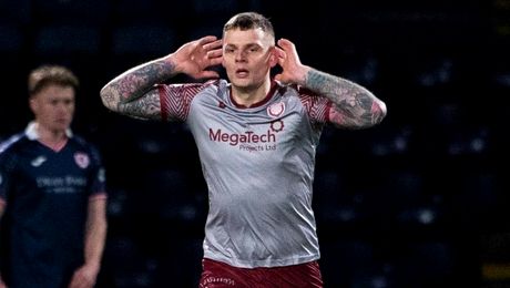 Portarul de rezervă, reușită de senzație. Golul finalului de an. Video