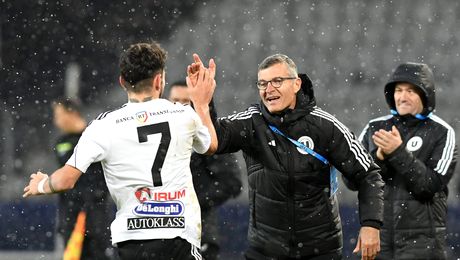Scandal-monstru la Cluj! Ianis Stoica, dat dispărut de Sabău. Jucătorul forțează plecarea la Beer Sheva