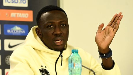 Fost căpitan la FCSB, semnal de alarmă în privința lui Baba Alhassan: „E total diferit de Olaru!”