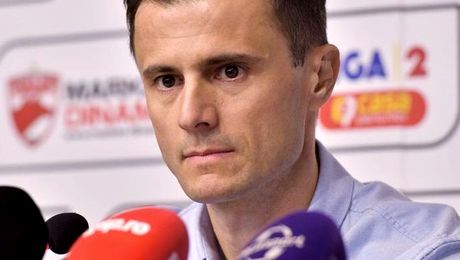 „În lojă e un singur scaun, nu știu cum să-l împărțim. Își bat joc de noi. Am fost hărțuiți în parcare”. Șefii lui Dinamo, acuzații dure după ce au ajuns pe stadionul din Ploiești