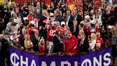 Ce meci! Kansas City Chiefs a câștigat Super Bowl după 25-22 cu San Francisco 49ers. Partida a avut nevoie de prelungiri