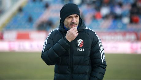 Andone lasă de înțeles că se gândește să plece de la FC Botoșani, deși a relansat echipa: “Nu mai vreau să vorbesc”