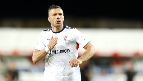 Lukas Podolski, magistral la 39 de ani. Ce a putut să facă pe teren în ultima etapă de campionat