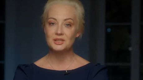 „Știm de ce Putin l-a omorât”! Soția lui Aleksei Navalnîi, filmare-manifest pe internet