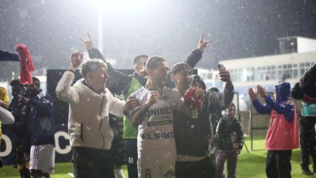 Bogdan Andone, primele explicații după scenele în care a scos „bestia” din el și a fost eliminat în meciul cu Dinamo: „Benzar are gaură de crampon în cap”