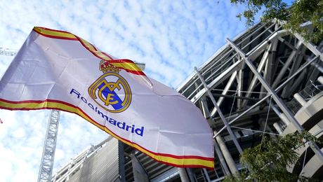 Florentino Perez nu mai vrea să audă de el! Jucătorul de la Real Madrid care pleacă după numai un an