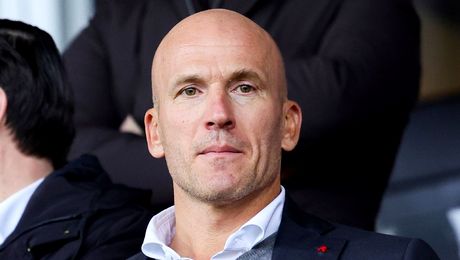 Șeful lui Ajax a fost suspendat la puțin timp după ce fusese angajat, iar motivul e incredibil