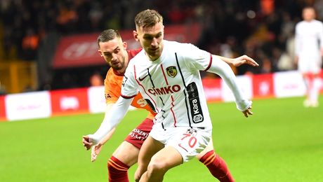 Denis Drăguș, transfer la unul dintre giganții Turciei! Florin Manea a dat toate detaliile: „Suntem foarte, foarte aproape să închidem”. Exclusiv