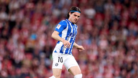 Ianis Hagi a jucat primele minute după 5 partide pe bancă la Alaves. Ce notă a primit după jocul cu Girona