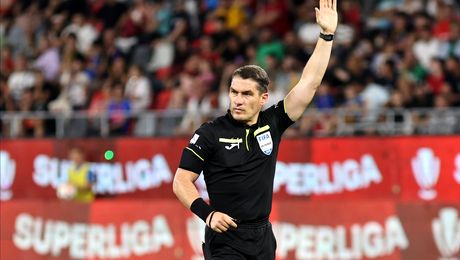 Starul lui PSG dă din nou peste Istvan Kovacs, iar L’Équipe a reacţionat: „Nu ştim dacă apreciază decizia”. Românul arbitrează pe Anfield