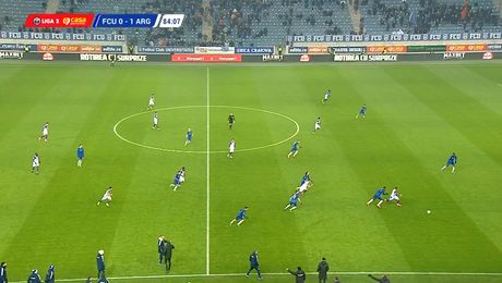 FC Argeș a jucat cu 12 fotbaliști pe teren cu FCU Craiova. Fază halucinantă spre finalul meciului din Oltenia, în Liga 2 | FOTO