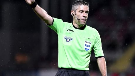 Un arbitru român, delegat la un meci foarte important din Europa League, între două cluburi din Occident