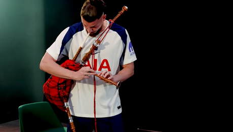 Drăgușin și talentul său ascuns. Ce abilități inedite posedă fundașul României | VIDEO