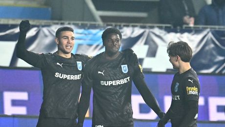 U Craiova, noul lider al Superligii după victoria clară din deplasare, cu Petrolul. Neagoe și-a „înțepat” jucătorii: „Nu știu că a trecut luna cadourilor”