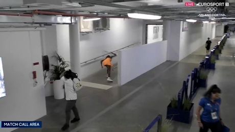 Coco Gauff, învinsă în doar 59 de minute! Și-a ieșit din minți şi a distrus racheta după eşecul cu Svitolina de la Australian Open