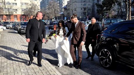 Zi specială pentru Radu Drăguşin. Jucătorul României s-a căsătorit civil cu Ioana Stan