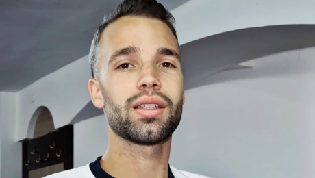 Dorinel Munteanu şi-a întărit lotul imediat după eşecul cu Dinamo! Hermannstadt l-a prezentat pe israelianul Aviel Zargary