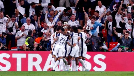 Drăguşin a rămas fără colegul care a adus Europa League pentru Tottenham. Fotbalistul a fost cumpărat de o rivală din Londra cu cea mai mare sumă plătită în istoria clubului