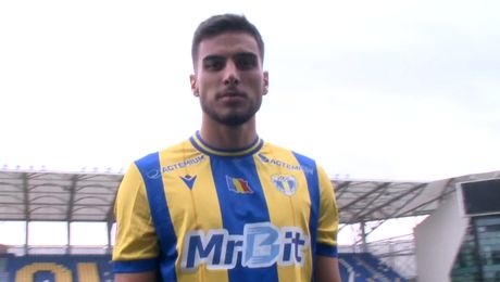 Marco Dulca, globetrotterul „lupilor”: născut în Coreea de Sud, format în Anglia, lider la Petrolul