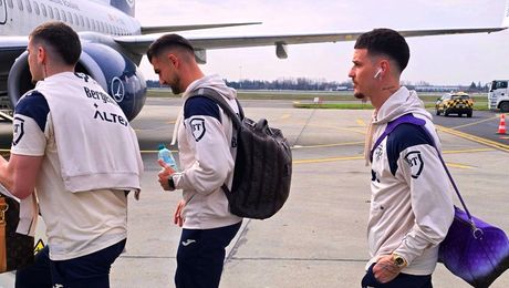 A început oficial drumul către Mondial. Tricolorii lui Mircea Lucescu au ajuns în Turcia