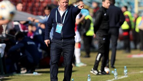 Surpriză! Dorinel Munteanu a propus un jucător ofensiv de la Hermannstadt la naţională: „Fără să exagerez”