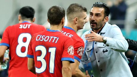 Reacţia lui Florin Tănase când a aflat de plecarea lui Charalambous: „Nici n-a intrat în vestiar. Aşa e la fotbal, antrenorii plătesc”