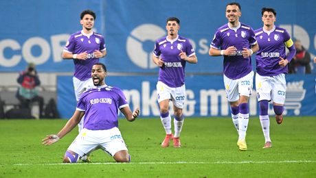 Universitatea Craiova, încurcată acasă de FC Argeş. Principala favorită la titlu, învinsă la debutul în play-off