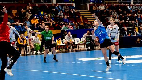 CSM București, pregătită de revanșa cu Esbjerg: „Avem o șansă mare să ajungem în Final Four”. S-au vândut toate biletele în Sala Polivalentă