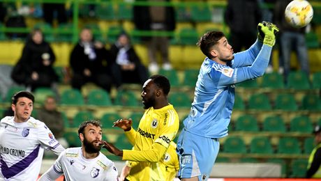 Vești bune înainte de U Cluj – FC Argeș. Titularul s-a recuperat și va putea evolua: „Stă binișor”