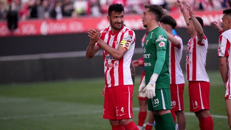 OFICIAL |  Căpitanul și-a prelungit contractul cu echipa din Superliga: ”Sunt foarte fericit!”