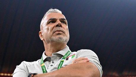 Cosmin Olăroiu nu mai este selecționerul naționalei Emiratelor Arabe Unite