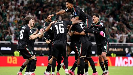 Mexic s-a calificat în 16-imile Cupei Mondiale 2026! Canada, victorie la scor cu Qatar, dar cu prețul unei accidentări grave