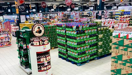 Auchan dă startul Târgului de Bere cu peste 300 de sortimente din 25 de țări, în așteptarea campionatului mondial de fotbal 