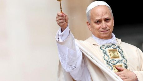 Papa Leon al XIV-lea ține cu Real Madrid sau cu Barcelona? Suveranul pontif a ales, într-un interviu cu dezvăluiri: „Cred că mulţi ar alege să-l vadă pe Bad Bunny”