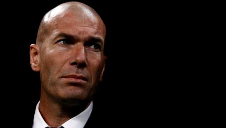 Zinedine Zidane şi-a anunţat stafful la naţionala Franţei. Fabien Barthez, antrenor al portarilor