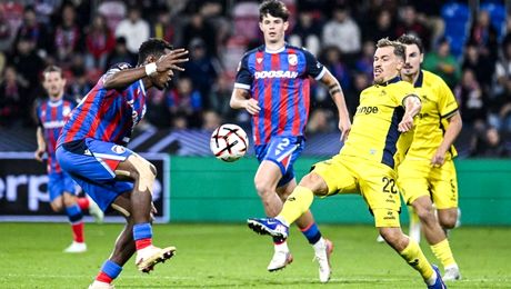 Olaru şi Corbu au făcut spectacol în Europa League. Echipele românilor s-au distrat cu Viktoria Plzen şi Celtic