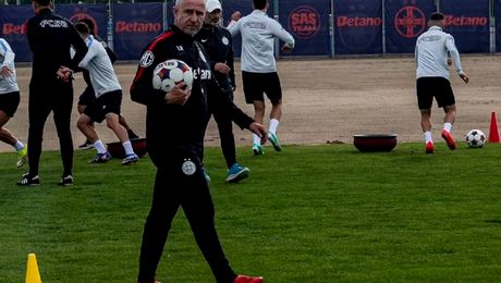 Reghecampf poate ajuta la relansarea carierei unui jucător ignorat de Gigi Becali la FCSB: ”Calități foarte mari”
