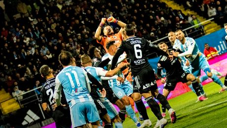 „Am crezut că jucăm contra Barcelonei!”. Declarație surprinzătoare după Corvinul – U Cluj 0-3. Florin Maxim și-a făcut autocritica