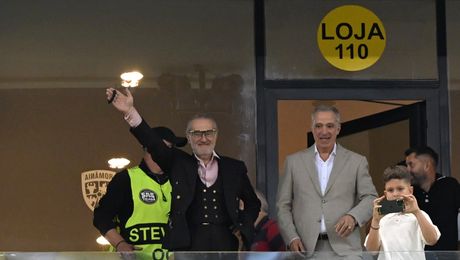 Gata! FCSB a scăpat de interdicţia la transferuri. ”Cazul Baeten” a fost rezolvat de Gigi Becali