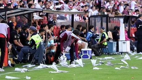 Rayo, echipa lui Raţiu, cu stadionul parţial închis după ce protestele suporterilor au dus la suspendarea meciului cu Bilbao