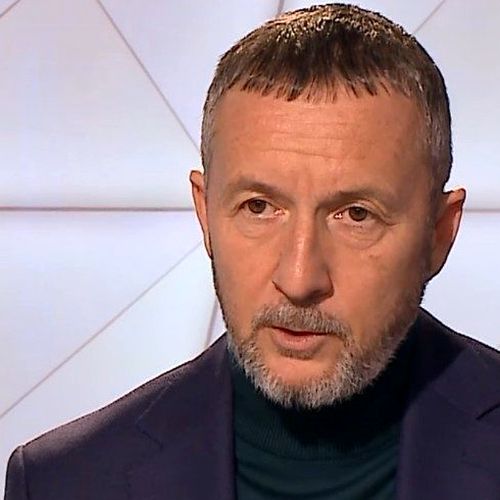 Mihai Stoica a văzut comunicatul lui Florentin Petre şi a reacţionat: ”Pozează în victimă, dar nu e nicio victimă”
