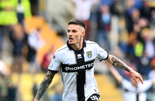 Dennis Man, dorit de o echipă din Liga Campionilor. Fabrizio Romano, vestea zilei despre internaționalul român