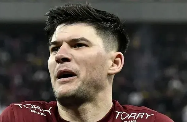 Cristi Săpunaru a ieşit la atac: l-a dat în judecată, după plecarea cu scandal de la Rapid. Confesiunea căpitanului: ”A greşit persoana”