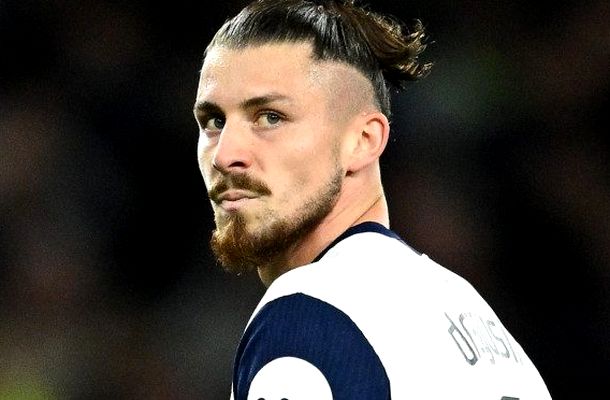 OFICIAL | Un nou antrenor pentru Radu Drăgușin. Cine o va pregăti pe Tottenham