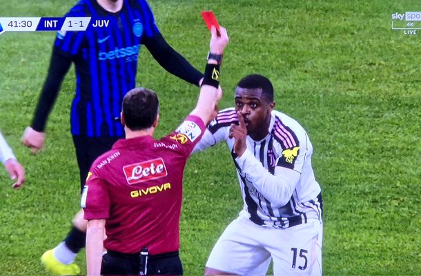 Derby încheiat, războiul continuă. Arbitrul partidei Inter – Juventus a primit ameninţări cu moartea. Ce i-a transmis poliţia