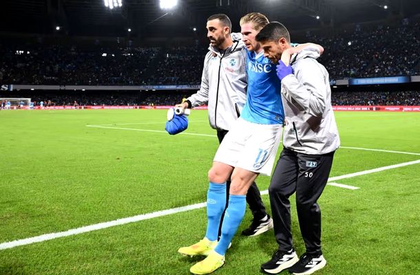 Surpriză la Napoli. De Bruyne s-a recuperat mai devreme şi poate juca din nou